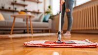 House cleaning using microfiber wet mop pad