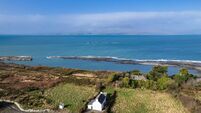 Coastal Goat's Path farmstead and 'safe house'  in God's Country  beauty spot