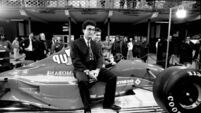 Eddie Jordan with the Jordan F1 car 22/11/1991