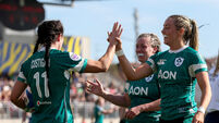 Amee-Leigh Costigan celebrates scoring a try with Edel McMahon and Stacey Flood 30/3/2025