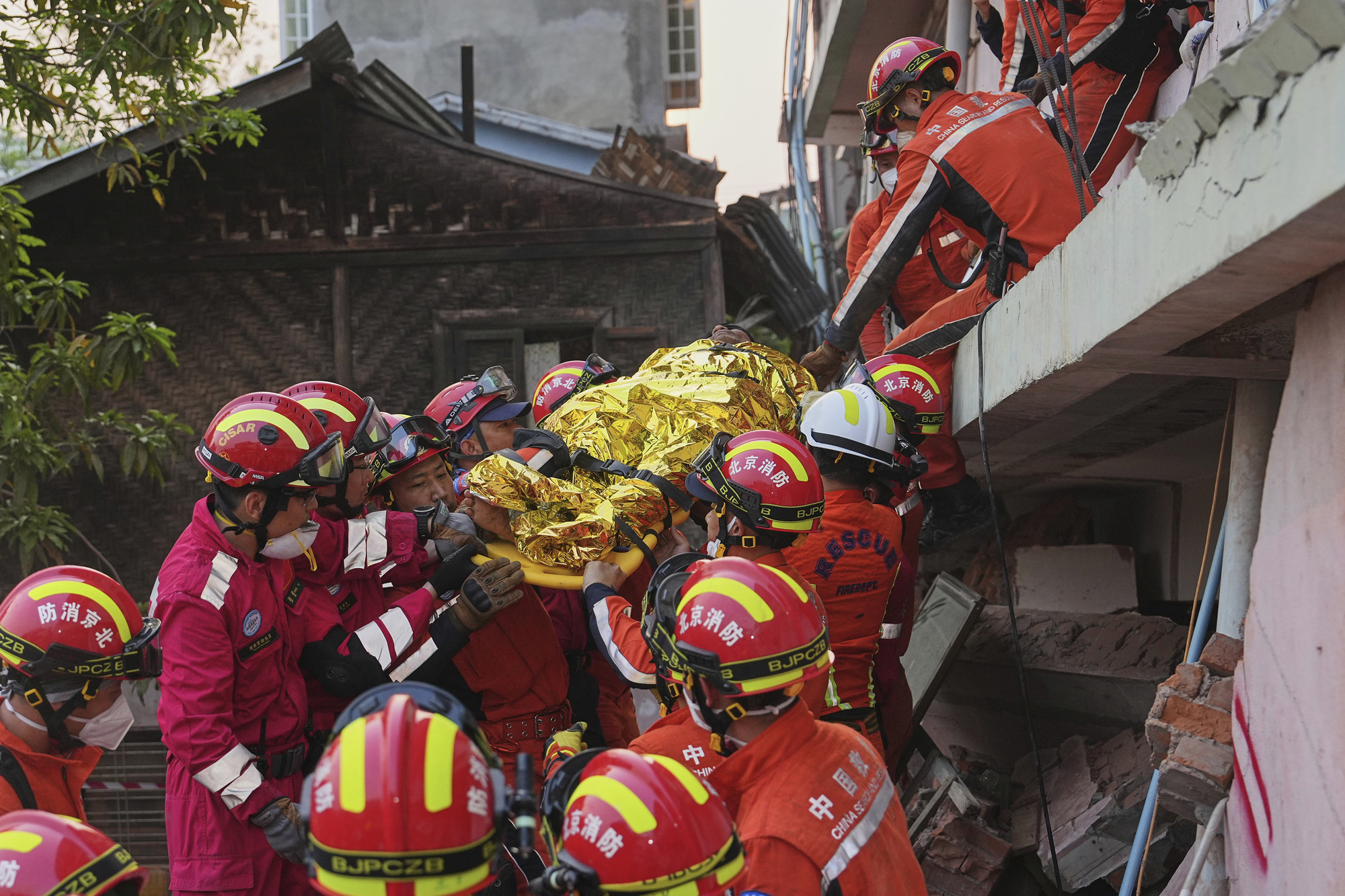 Myanmar earthquake death toll rises to 3,085 as more bodies found